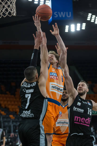 入了强大的 入了强大的