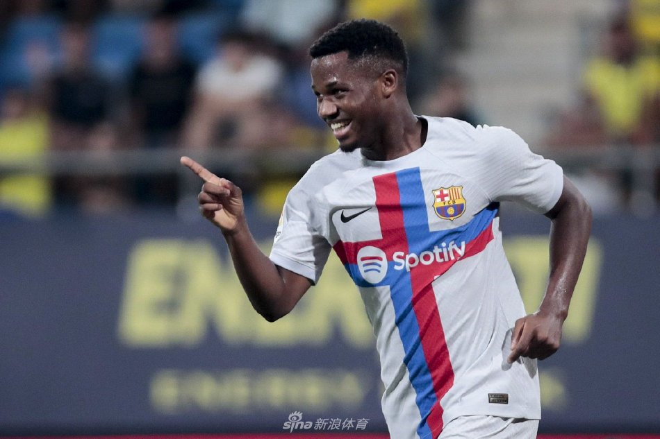 分展示了他 分展示了他