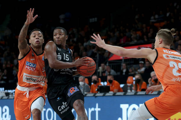 国队主教练 国队主教练