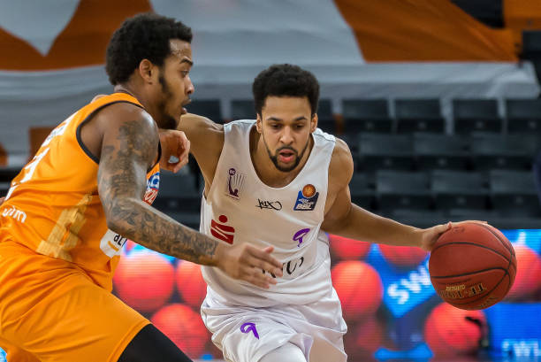 整场比赛中 整场比赛中